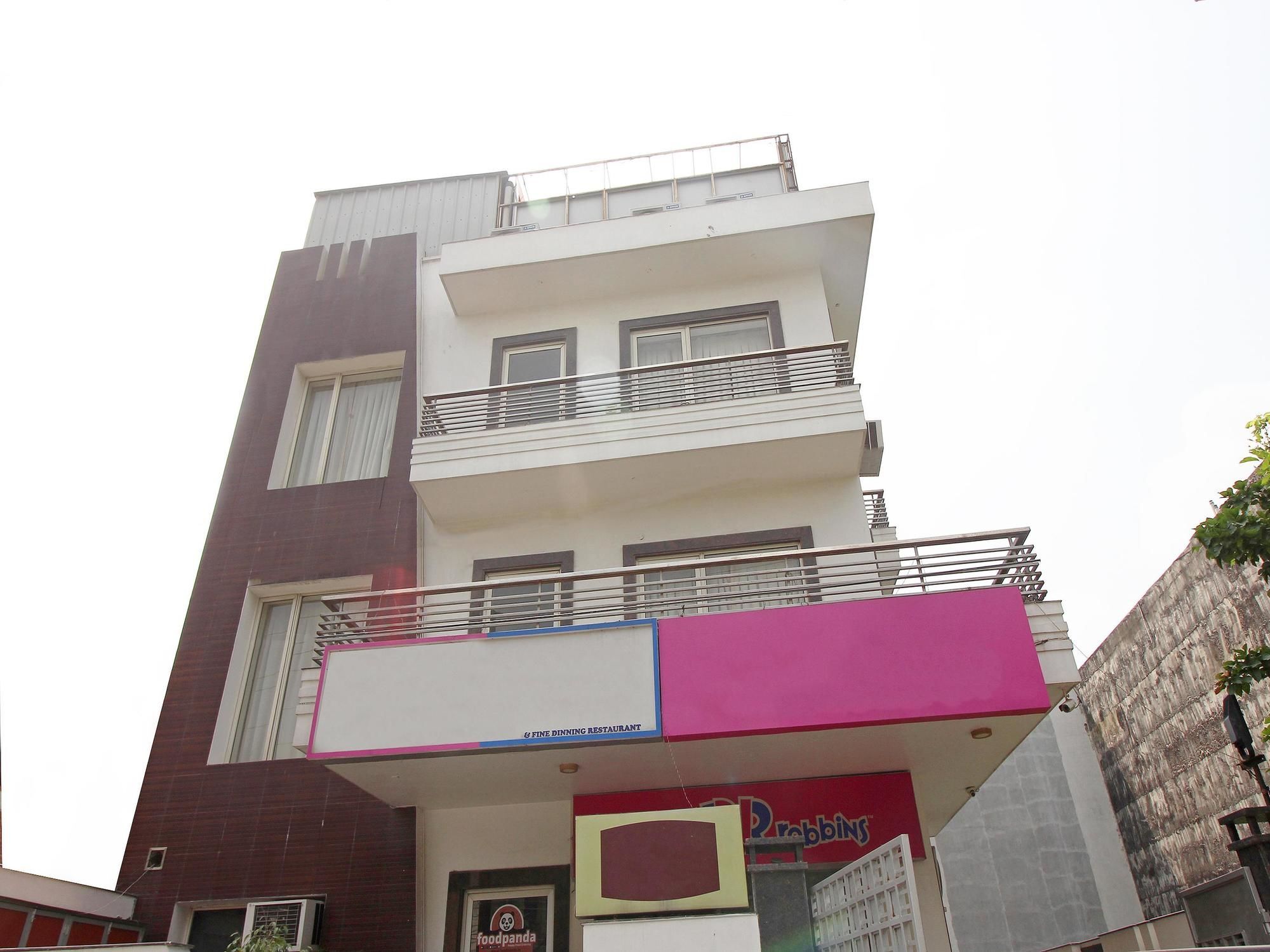 Capital O 1391 Hotel Pushpa Vilas Ghaziabad Exterior photo